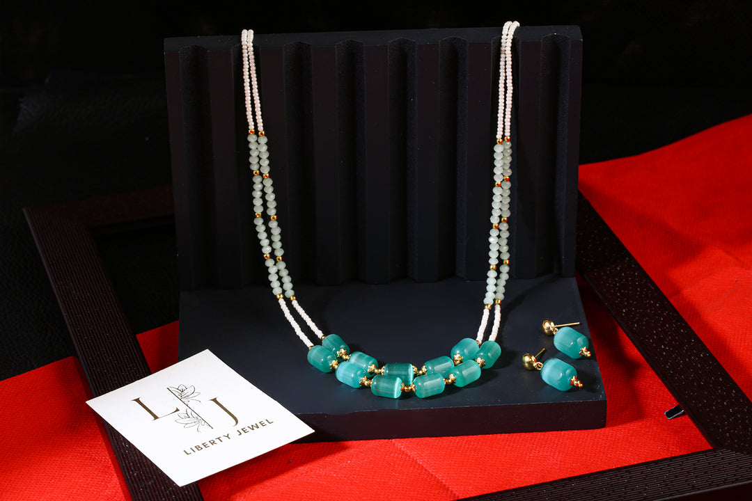 Graceful Green Beaded Necklace Set