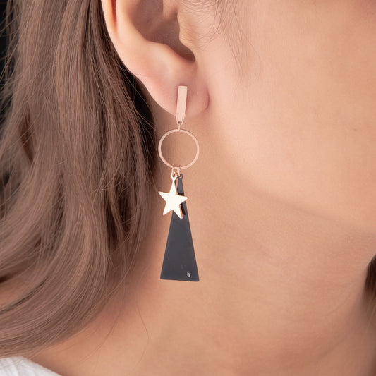 BLACK TRIANGLE EARING